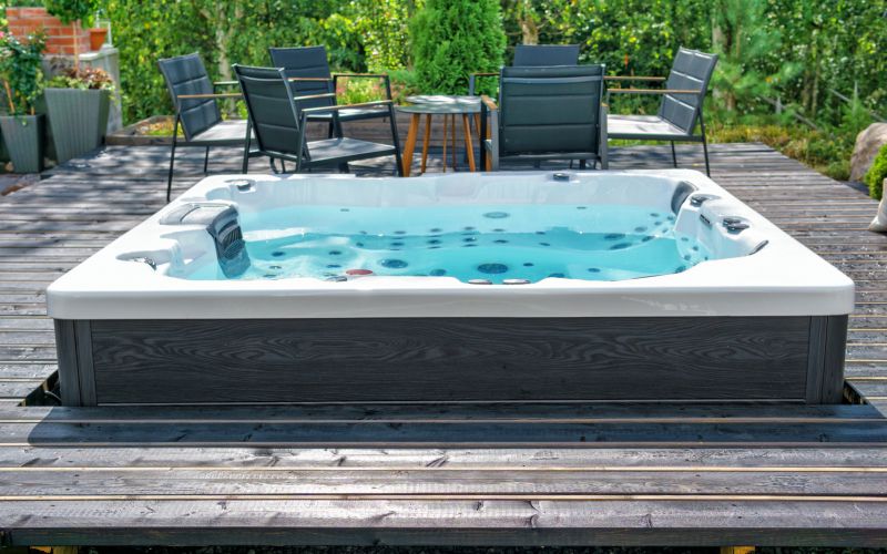 Luxury Jet Spa Tub