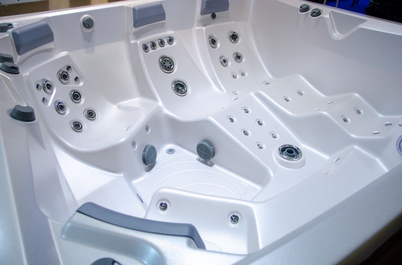 Luxury Bathtub Features